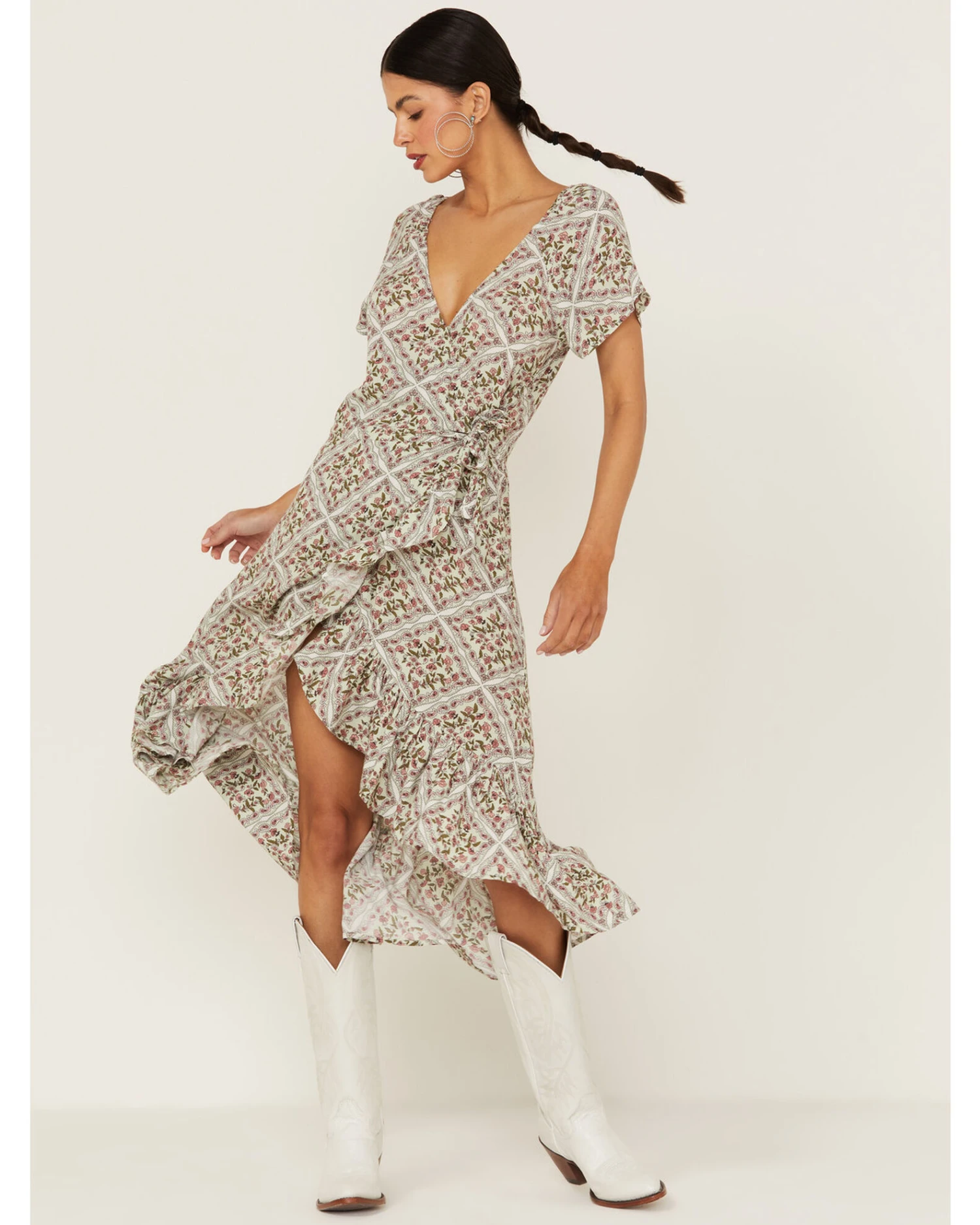 Wrangler Women's Floral Short Sleeve Surplice Wrap Dress 1 Wrangler Women's Floral Short Sleeve Surplice Wrap Dress