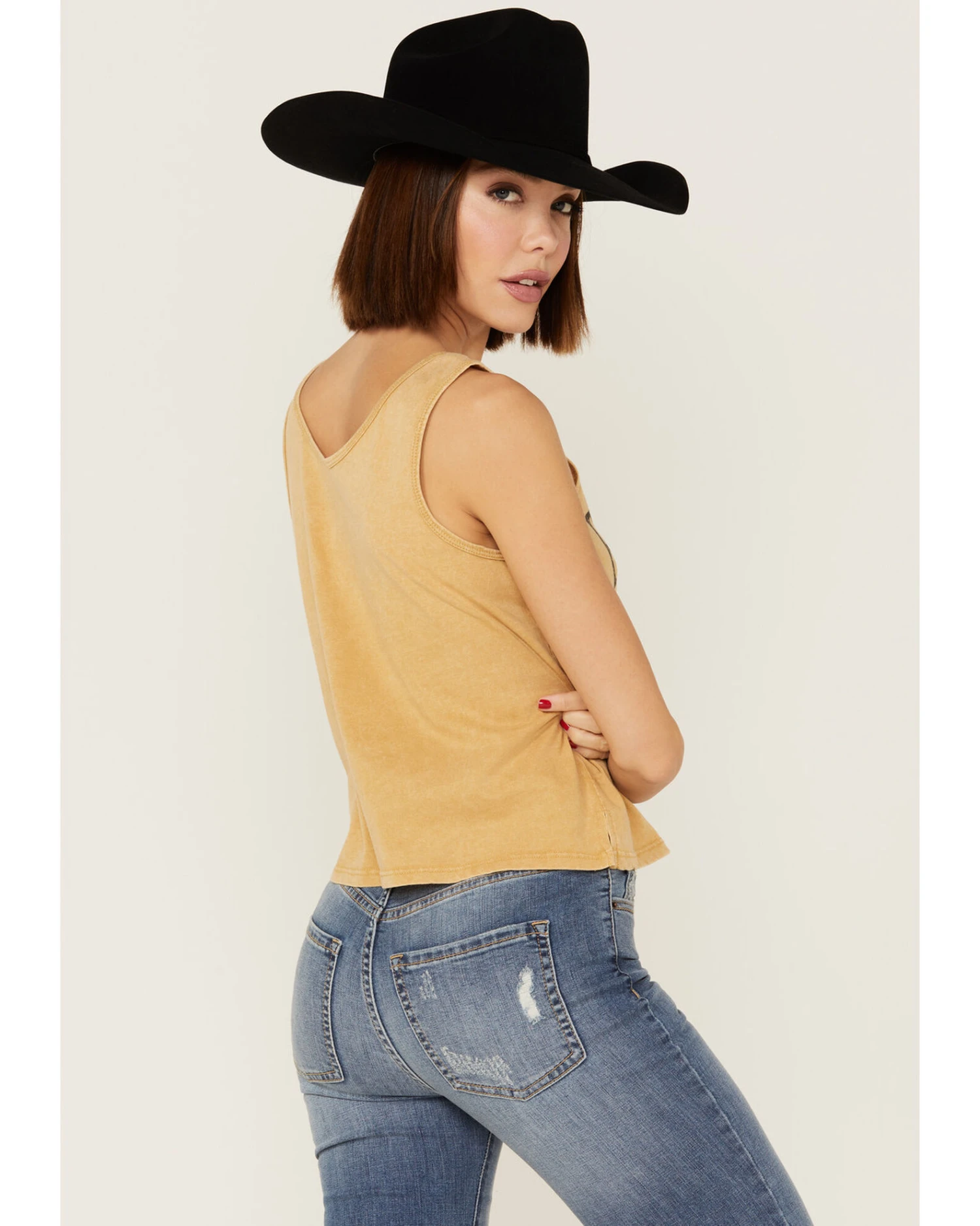 Cleo + Wolf Women's Everybody Deserves Another Shot Gold Graphic Tank 3 Cleo + Wolf Women's Everybody Deserves Another Shot Gold Graphic Tank - Image 3