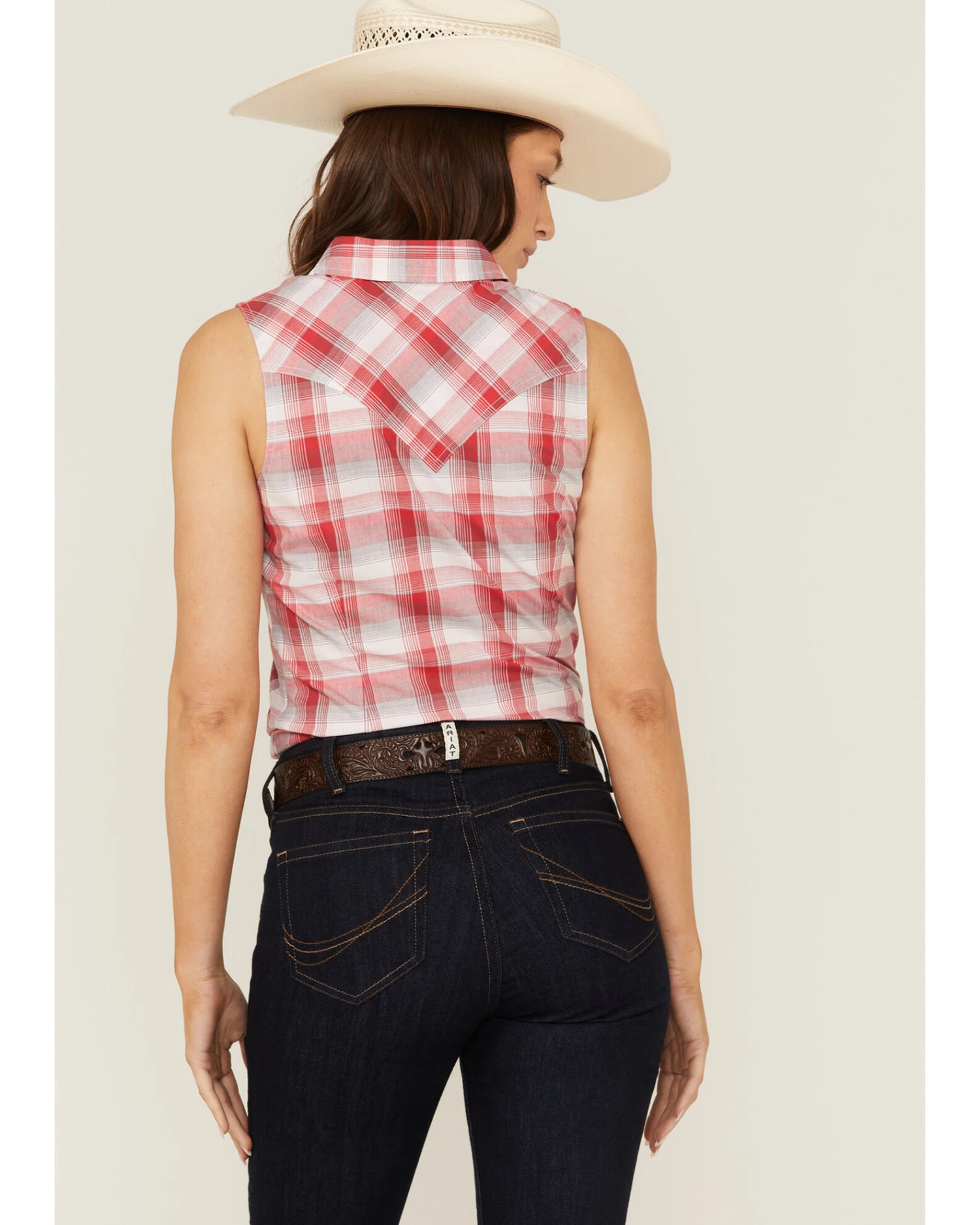 Wrangler Women's Americana Plaid Print Sleeveless Western Snap Shirt 4 Wrangler Women's Americana Plaid Print Sleeveless Western Snap Shirt - Image 4