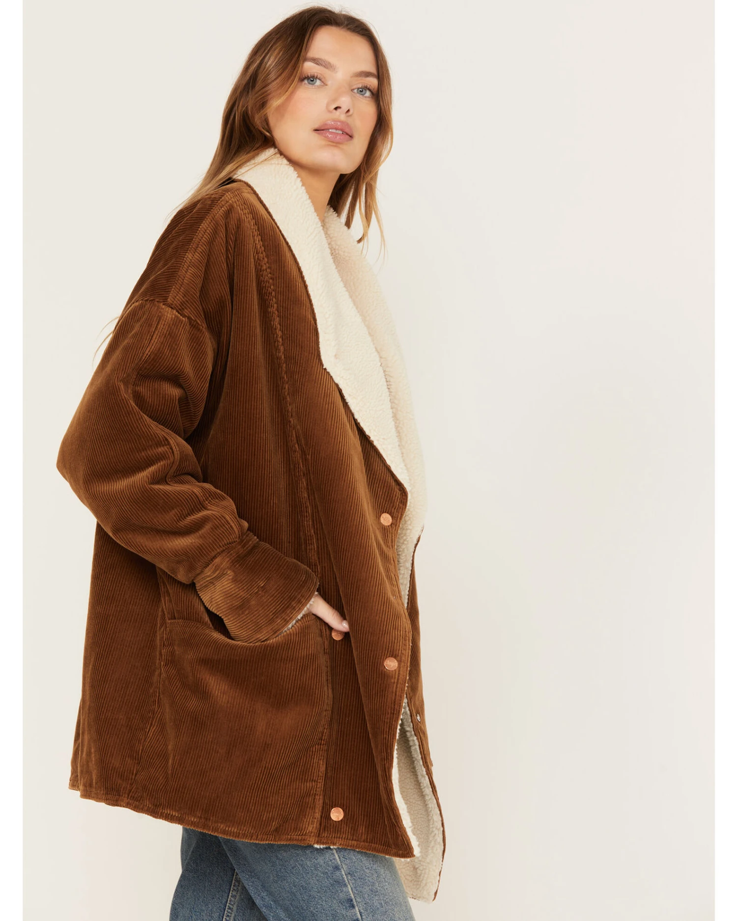 Wrangler Women's Corduroy Ranch Coat 2 Wrangler Women's Corduroy Ranch Coat - Image 2