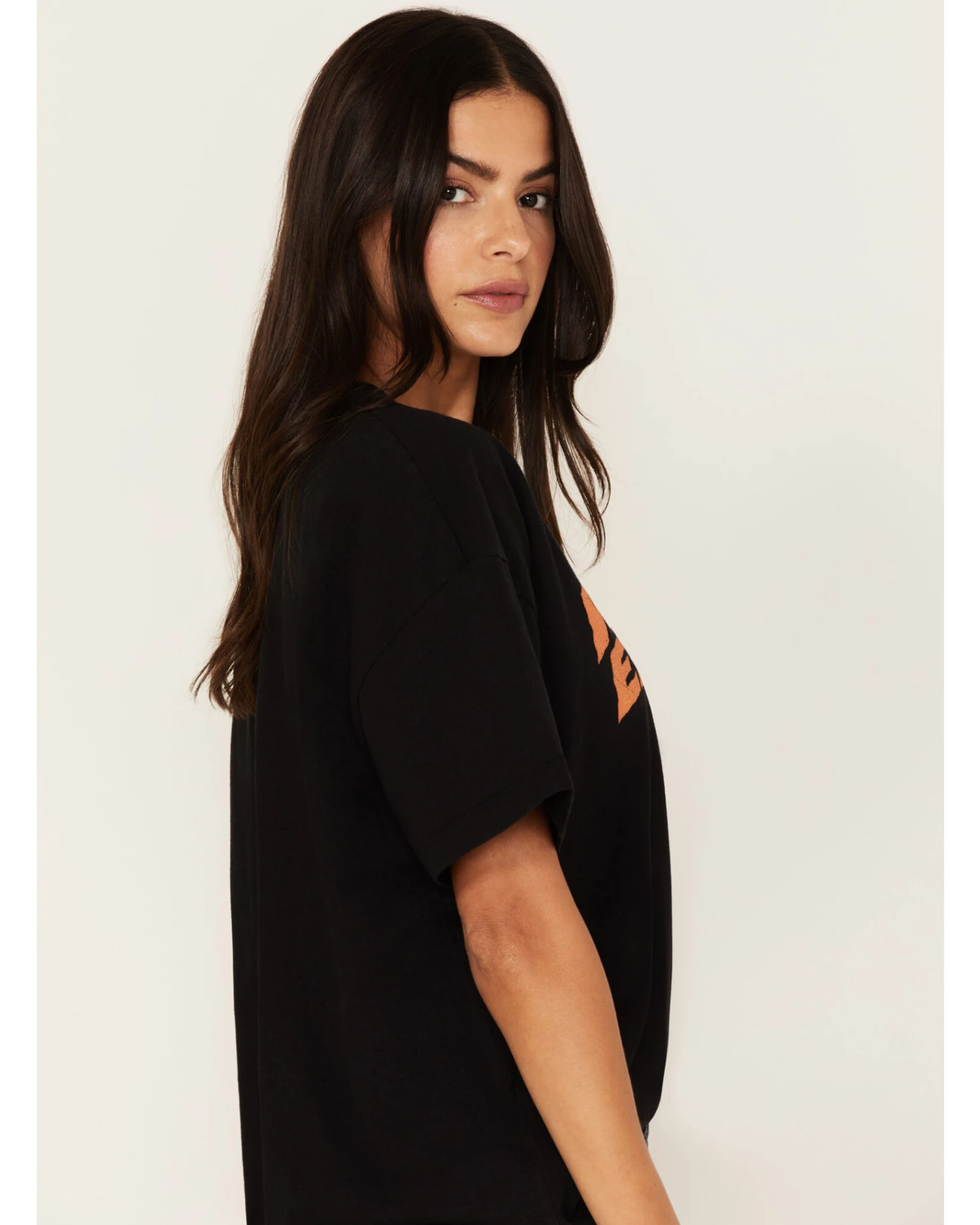 Wrangler Women's Est 1947 Fire Logo Graphic Girlfriend Tee 2 Wrangler Women's Est 1947 Fire Logo Graphic Girlfriend Tee - Image 2