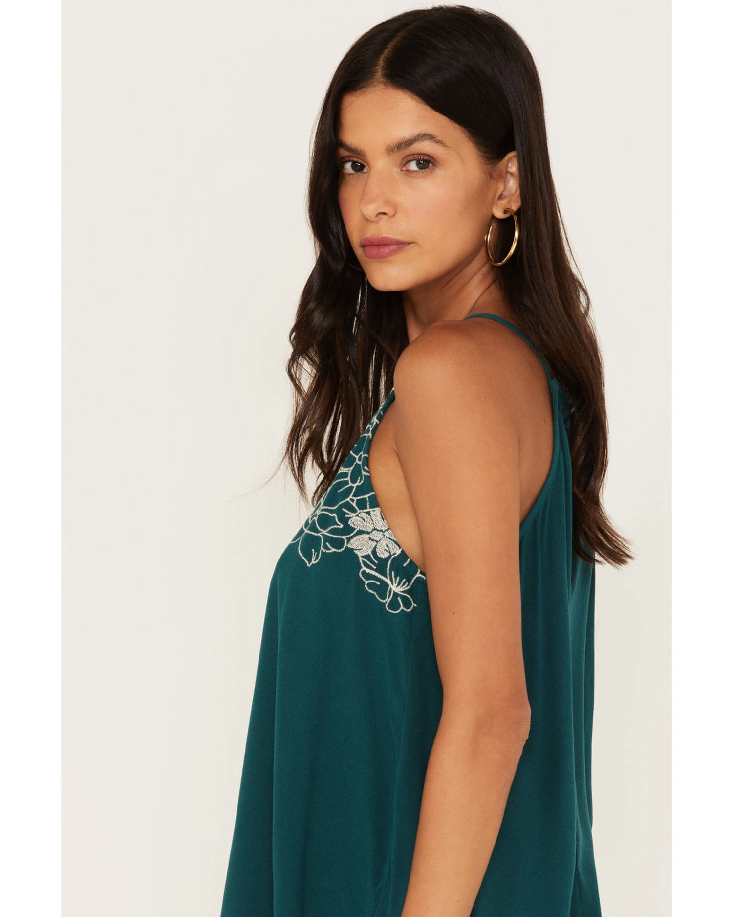 Eyeshadow Women's Floral Embroidered Tank Top 2 Eyeshadow Women's Floral Embroidered Tank Top - Image 2