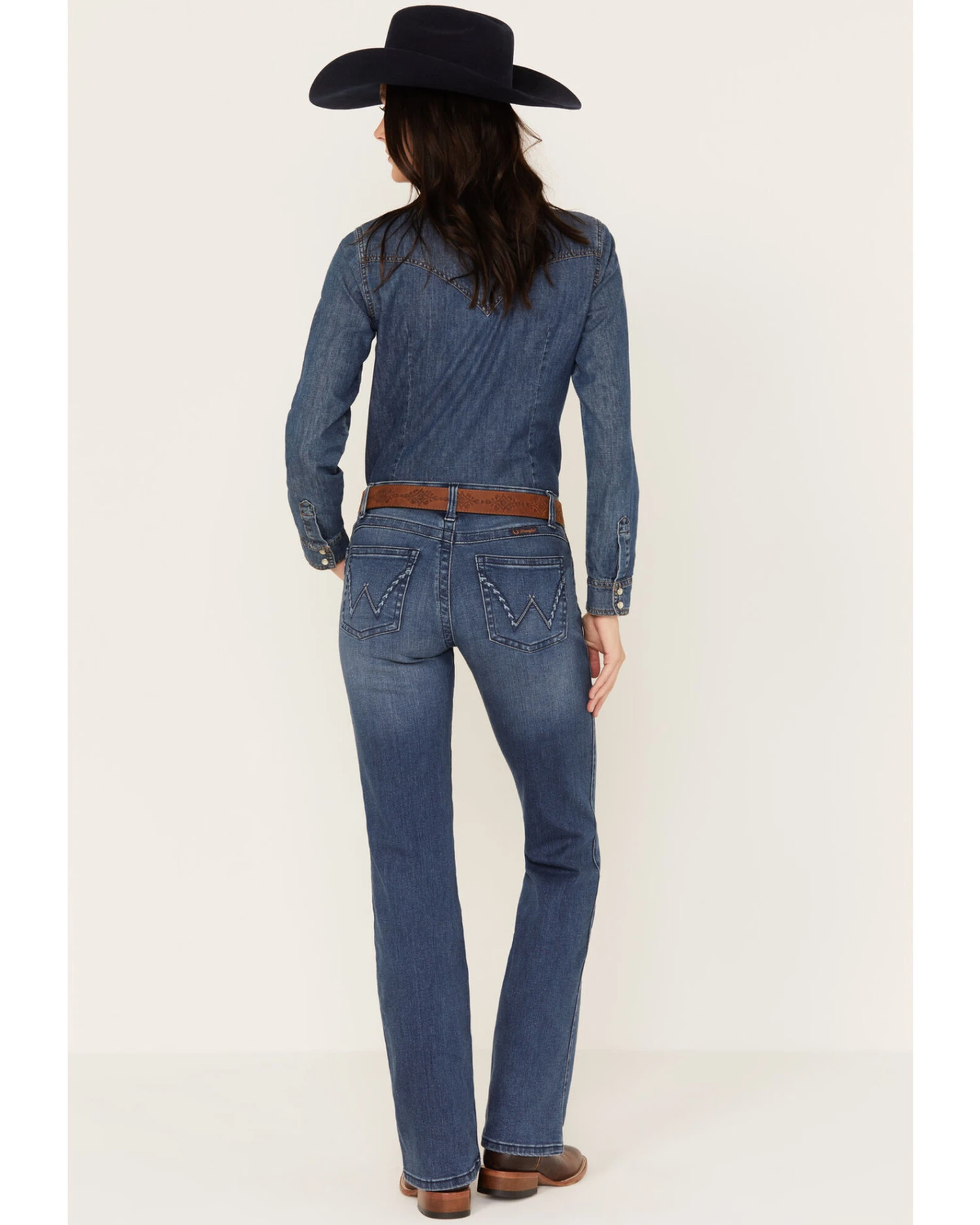 Wrangler Women's Medium Wash Mid Rise Q-Baby Bootcut Ultimate Riding Jeans 3 Wrangler Women's Medium Wash Mid Rise Q-Baby Bootcut Ultimate Riding Jeans - Image 3