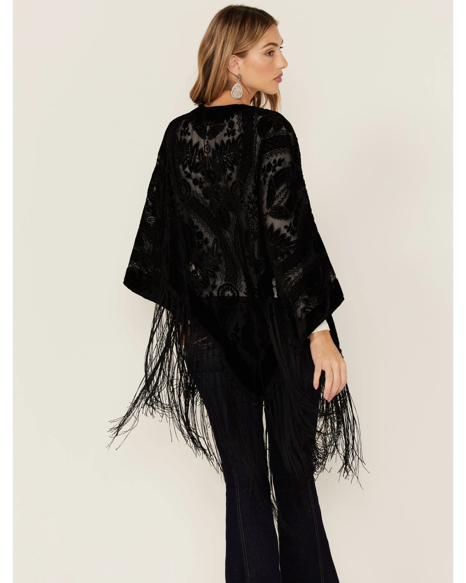 Idyllwind Women's Velvet Floral Fringe Kimono 4 Idyllwind Women's Velvet Floral Fringe Kimono - Image 4