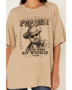 Wrangler Women's Yellowstone Rip Wheeler Ranch Hand Oversized Short Sleeve Graphic Tee 6 Wrangler Women's Yellowstone Rip Wheeler Ranch Hand Oversized Short Sleeve Graphic Tee -Deals Grace Apparel Store 2000379146 020 P3