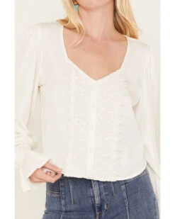 Wrangler Retro Women's Button Front With Crochet Detail Blouse 6 Wrangler Retro Women's Button Front With Crochet Detail Blouse -Deals Grace Apparel Store 2000379702 100 P3