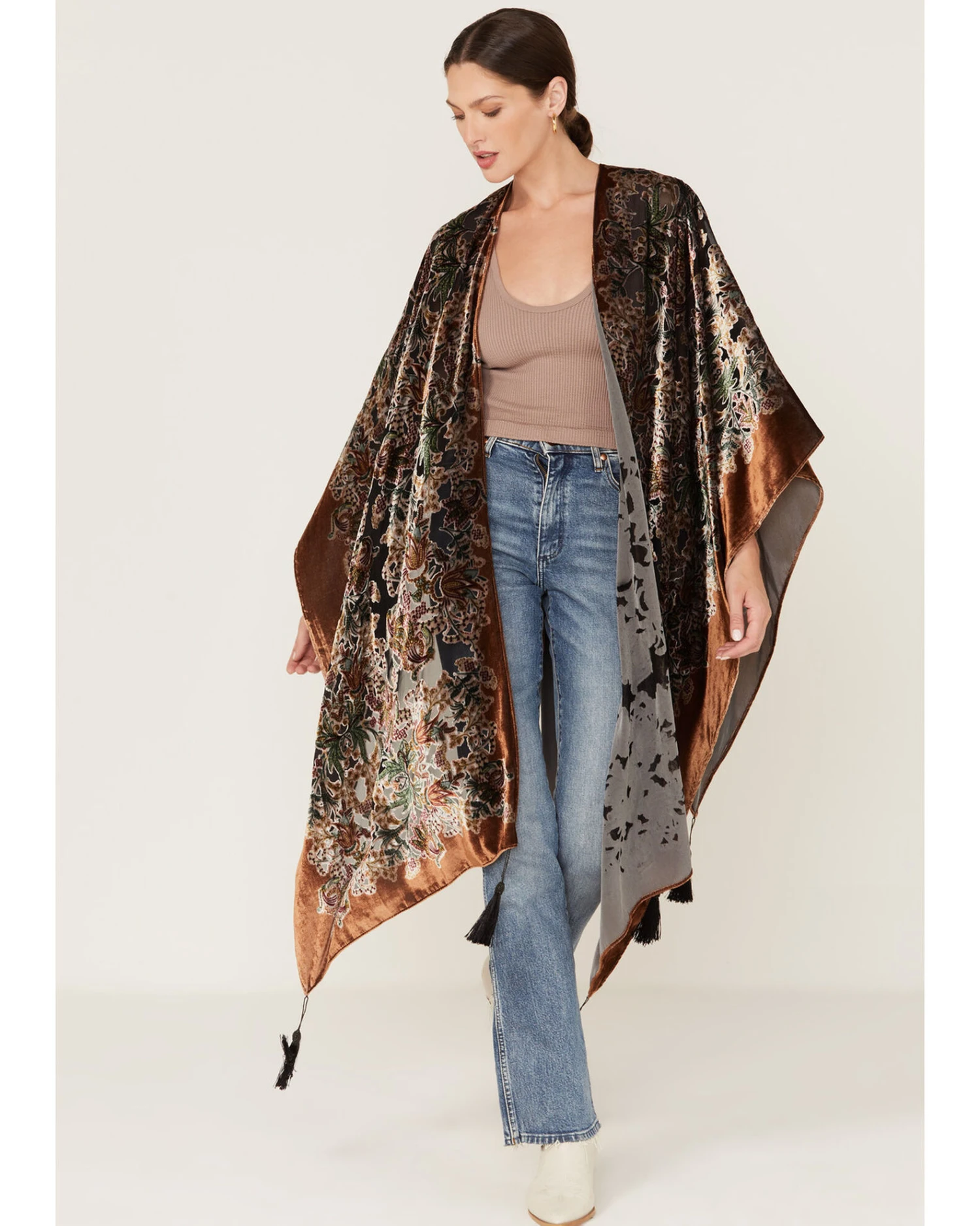 Shyanne Women's Floral Velvet Burnout Shawl 2 Shyanne Women's Floral Velvet Burnout Shawl - Image 2