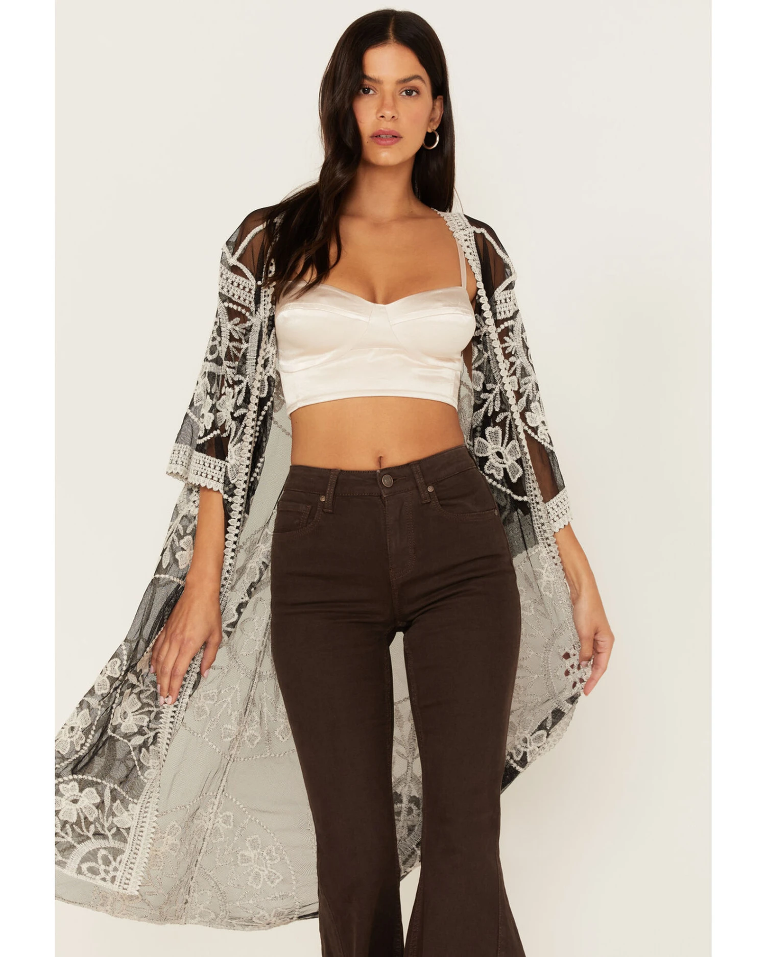 Shyanne Women's Floral Lace Kimono 2 Shyanne Women's Floral Lace Kimono - Image 2