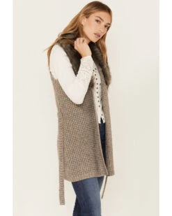 Shyanne Women's Metallic Sweater Vest 6 Shyanne Women's Metallic Sweater Vest -Deals Grace Apparel Store 2000380649 710 P3