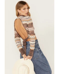 Shyanne Women's Open Back Cropped Sweater -Deals Grace Apparel Store 2000380677 200 P3