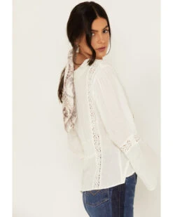 Idyllwind Women's Memphis Bell Sleeve Crochet Top -Deals Grace Apparel Store 2000380718 103 P3