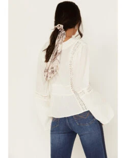 Idyllwind Women's Memphis Bell Sleeve Crochet Top -Deals Grace Apparel Store 2000380718 103 P5