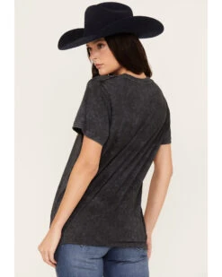 Changes Women's Yellowstone Bandana Short Sleeve Graphic Tee -Deals Grace Apparel Store 2000382607 001 P4