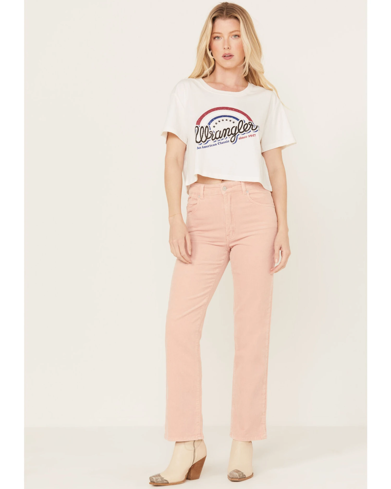 Wrangler Women's Cropped Short Sleeve Logo Graphic Tee 2 Wrangler Women's Cropped Short Sleeve Logo Graphic Tee - Image 2