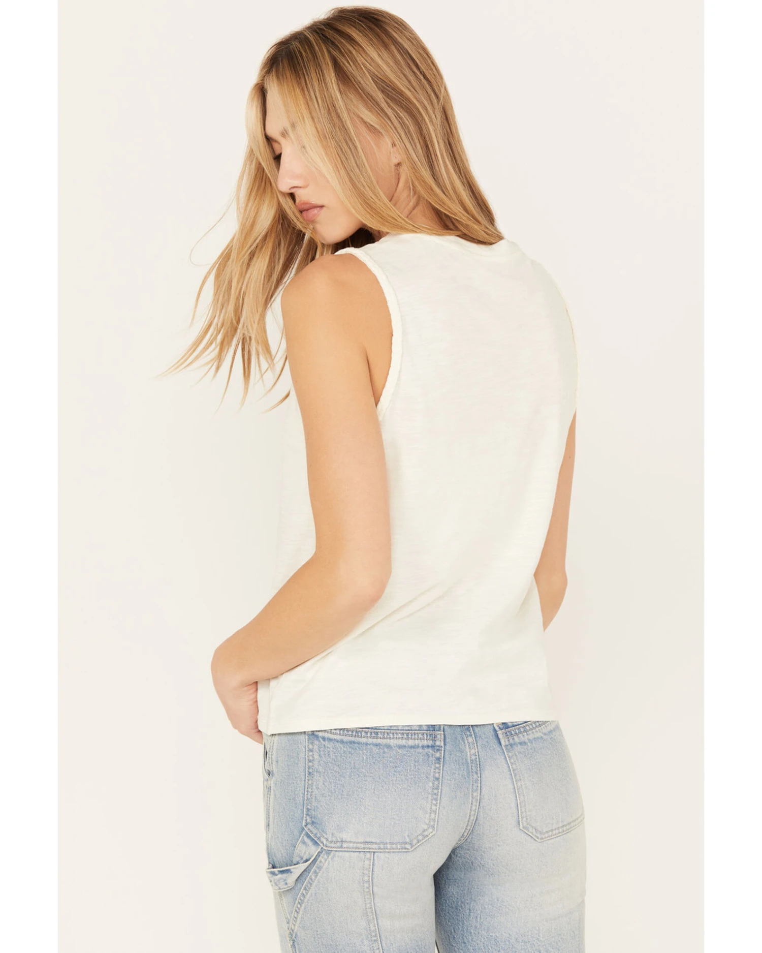 Cleo + Wolf Women's Another Day Muscle Tank 4 Cleo + Wolf Women's Another Day Muscle Tank - Image 4