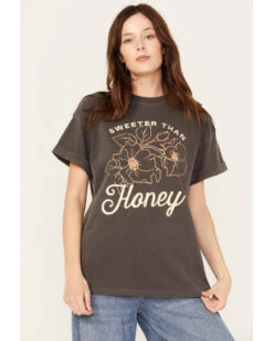 Girl Dangerous Women's Sweeter Than Honey Boyfriend Graphic Tee