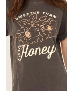 Girl Dangerous Women's Sweeter Than Honey Boyfriend Graphic Tee -Deals Grace Apparel Store 2000391108 001 P3